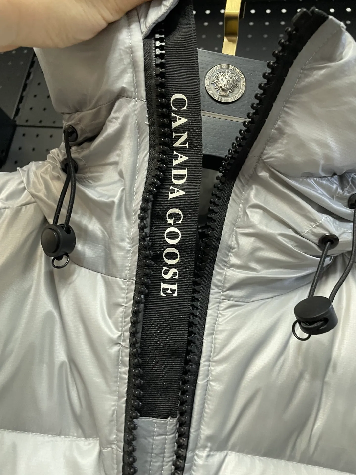 Gray 𝘾𝘼𝙉𝘼𝘿𝘼 𝙂𝙊𝙊𝙎𝙀/ 2023 New Arrival Crofton 95 ‼ ， ‼ Crofton ，2023 New Arrival ， 4 ， Feather-Light ， Lightweight， ！ ‼ Canada Goose ， ins 、 、 。 Canada Goose， ， ， ！ 80% ， ， ！ ， ， ！ Same Style Sizes: S-XXL